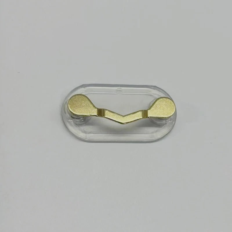 Magnetische brilhouder voor kleding